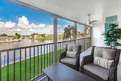 985 SE 19th Ave #203, Deerfield Beach: photo 1 of 44
