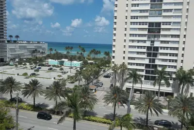 1893 S Ocean Dr #910, Hallandale Beach: photo 1 of 6