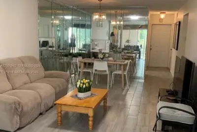 300 Berkley Rd #312, Hollywood: photo 1 of 11
