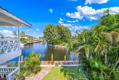 2591 NE 55th Ct #208, Fort Lauderdale: photo 1 of 18
