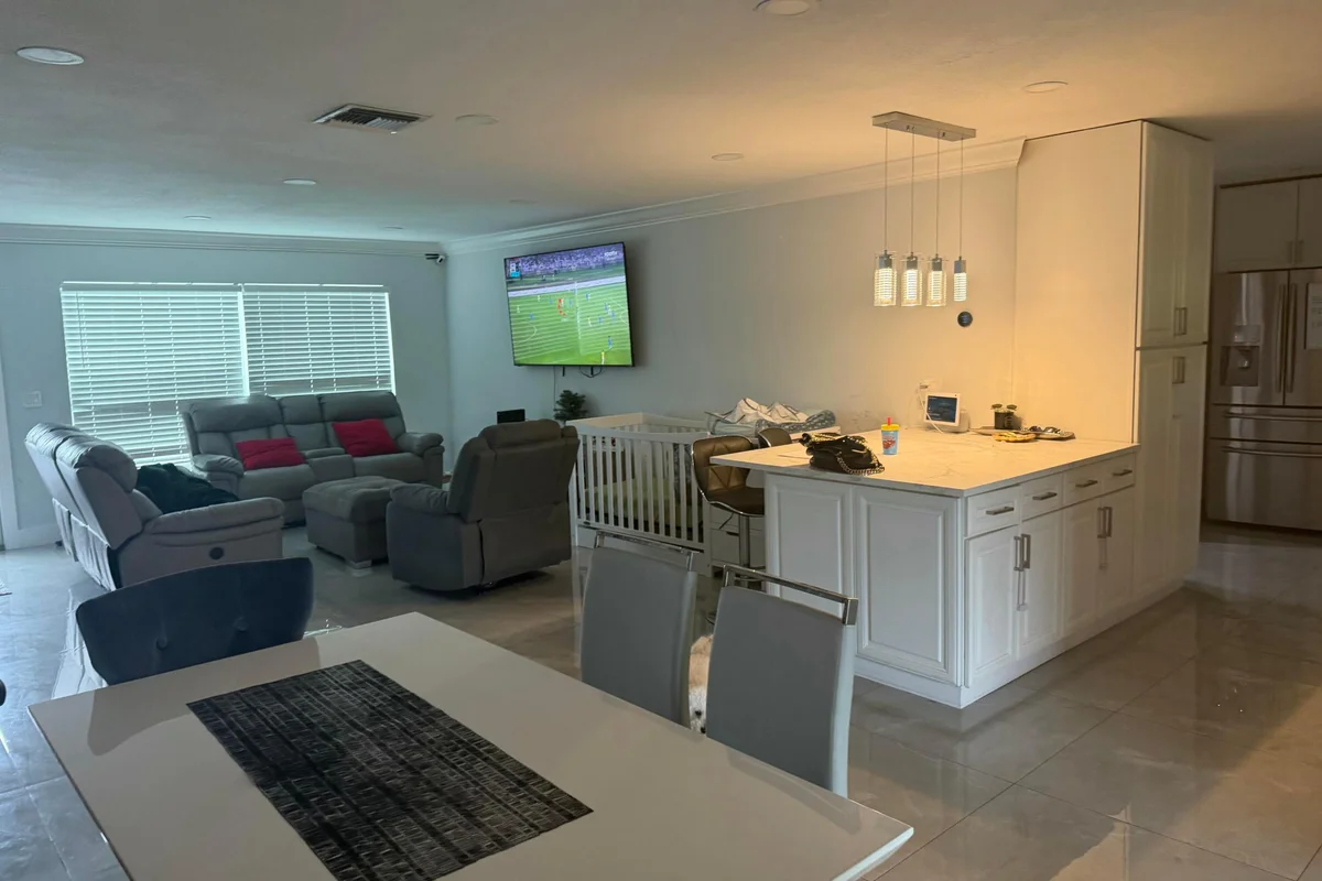 9313 SW 3rd St, Boca Raton: photo 1 of 12