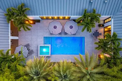 1275 N Swinton Ave, Delray Beach: photo 1 of 95