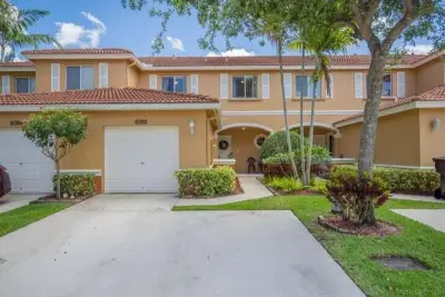 6092 Eaton St, West Palm Beach: photo 1 of 50
