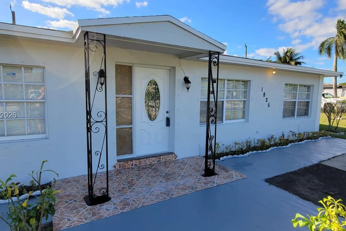 1825 Fern Rd, Fort Lauderdale: photo 1 of 20