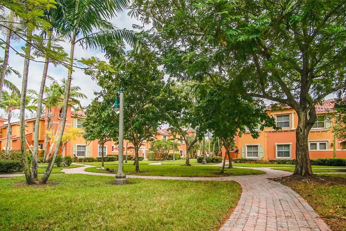 14361 SW 11th St #2608, Pembroke Pines: photo 1 of 13