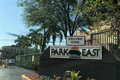 20 NW 87th Ave #A216, Miami: photo 1 of 22