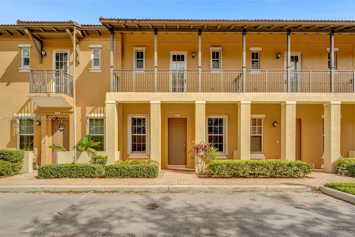 475 SW 147th Ter #6-48, Pembroke Pines: photo 1 of 23