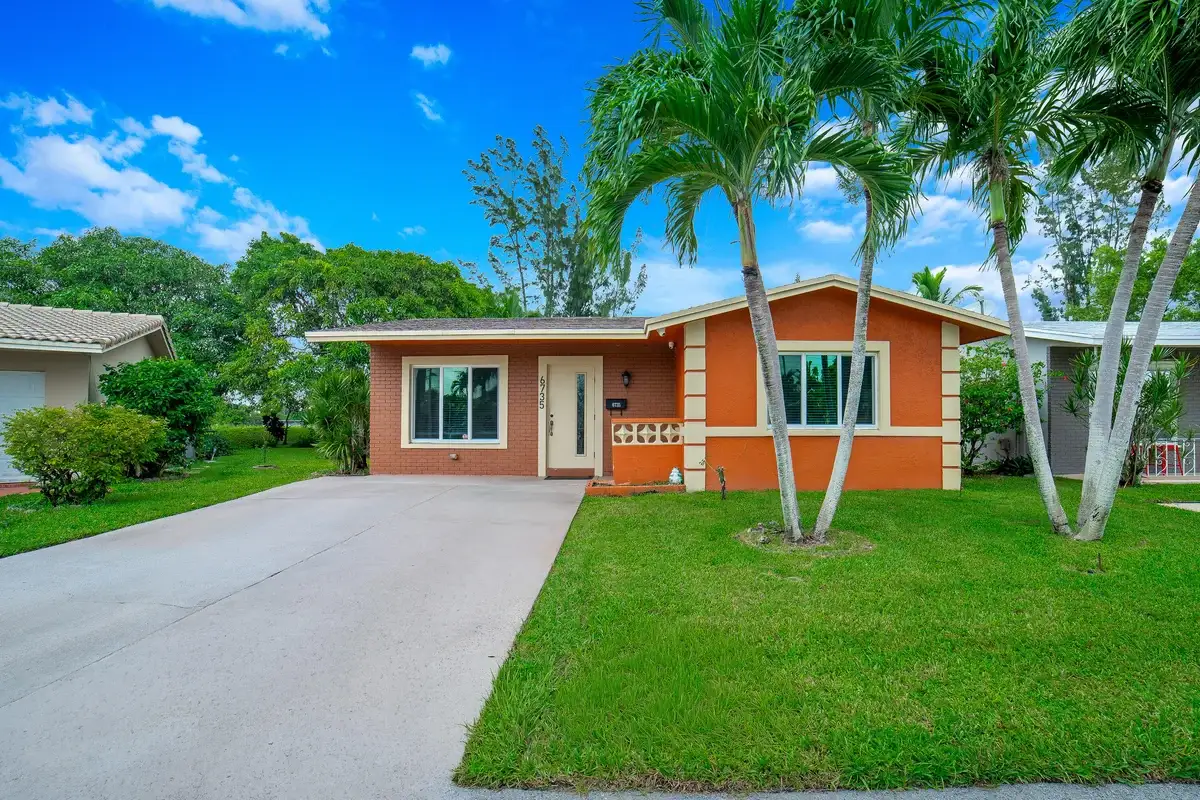 6735 NW 62nd St, Tamarac: photo 1 of 23