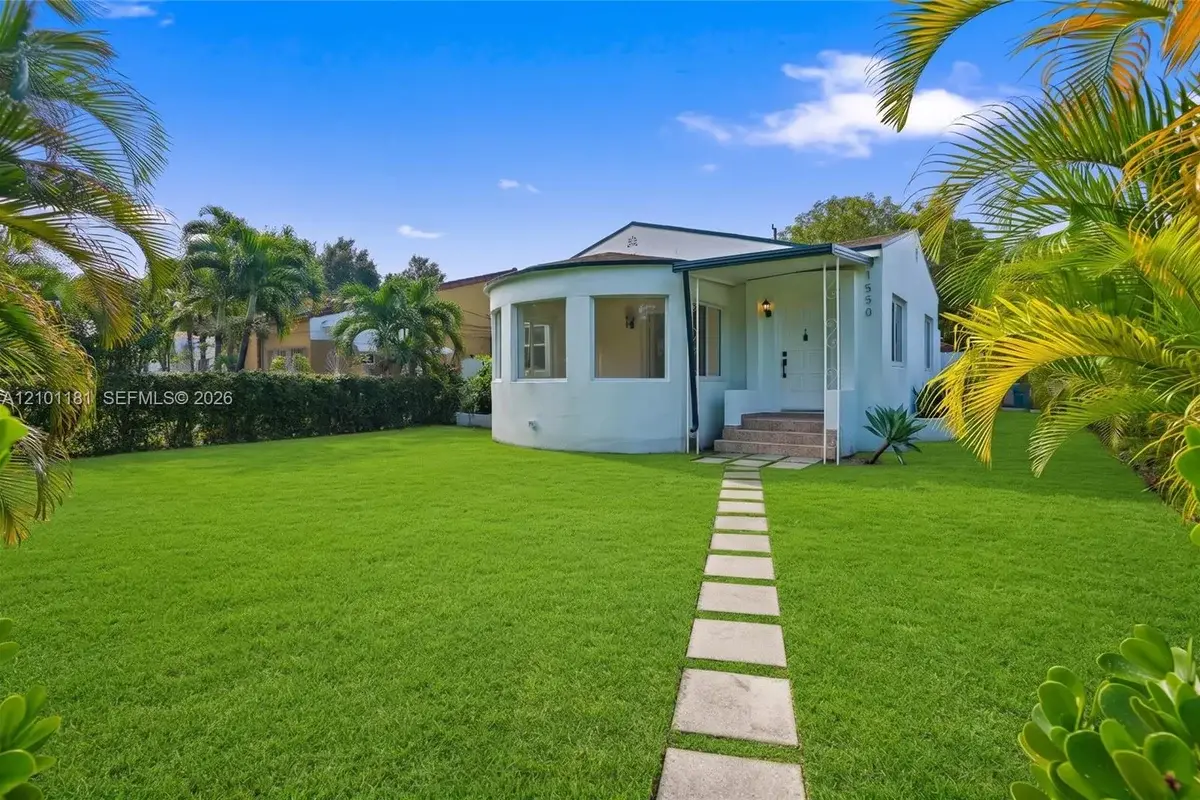 1550 SW 13th St, Miami: photo 1 of 28