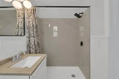 7300 Byron Ave #16, Miami Beach: photo 1 of 25