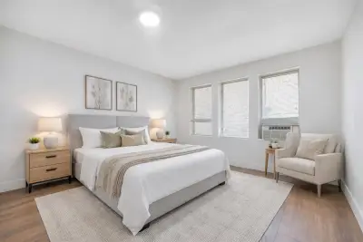 1554 SW 5th St #5, Miami: photo 1 of 10