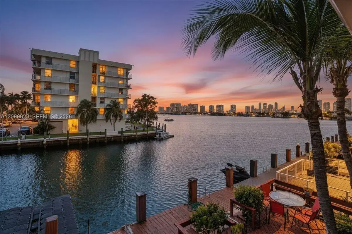 2689 NE 165th St #56, North Miami Beach: photo 1 of 59