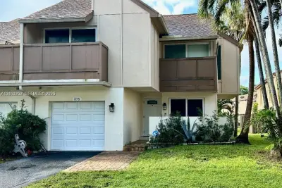 875 NW 80th Ter #1, Plantation: photo 1 of 27