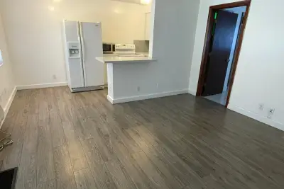 930 NE 17th Ter NE #1-5, Fort Lauderdale: photo 1 of 10