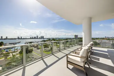 220 Lake Shore Dr #612, West Palm Beach: photo 1 of 86