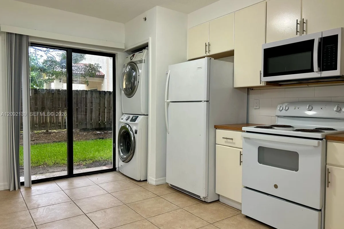 22831 SW 88th Pl #102, Cutler Bay: photo 1 of 12