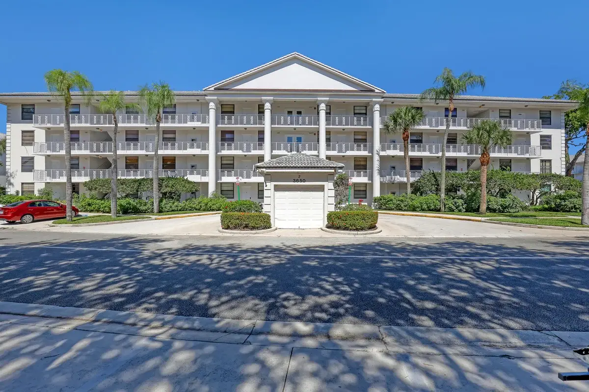 3650 Whitehall Dr #201, West Palm Beach: photo 1 of 15