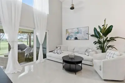 7532 S Pinewalk Dr S #108, Margate: photo 1 of 17