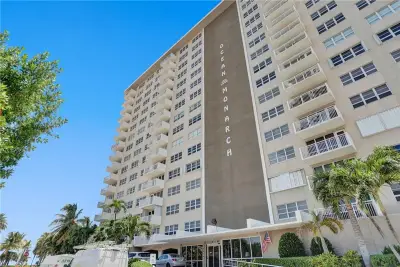 133 N Pompano Beach Blvd #1103, Pompano Beach: photo 1 of 38