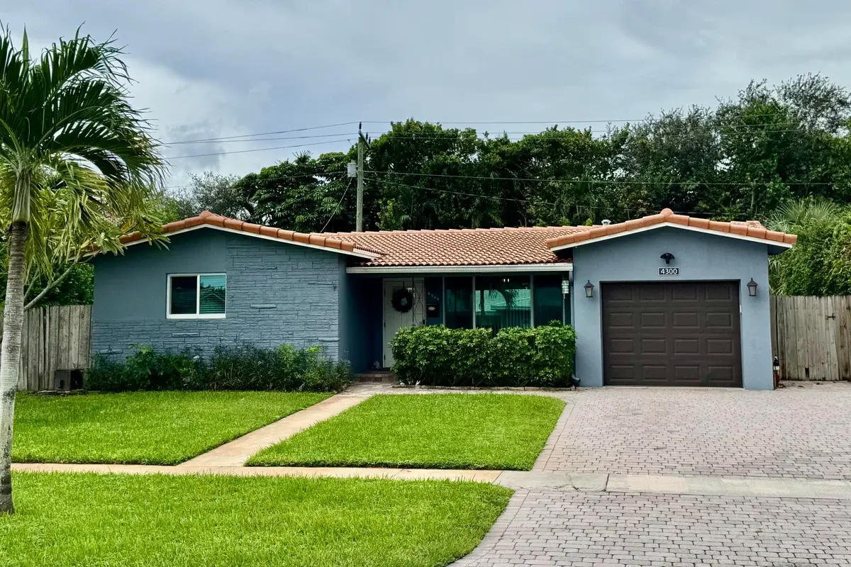 4300 Grant St, Hollywood: photo 1 of 24