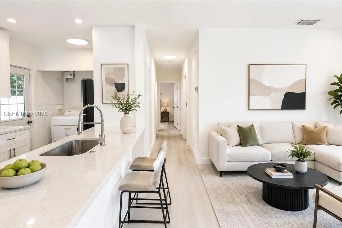 721 N 68th Ter, Hollywood: photo 1 of 16