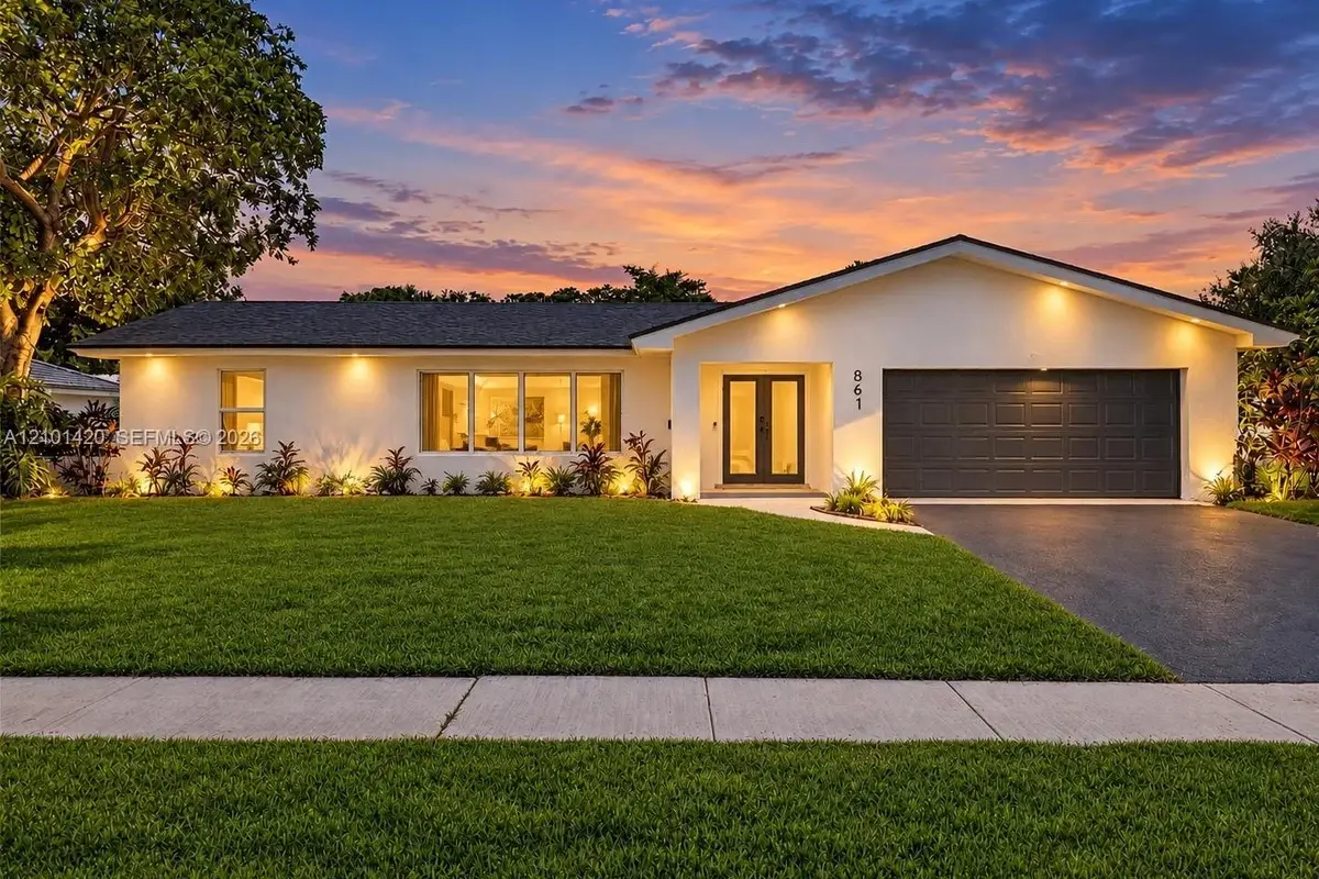861 NW 72nd Ave, Plantation: photo 1 of 31