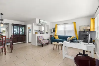 347 Windsor O, West Palm Beach: photo 1 of 11