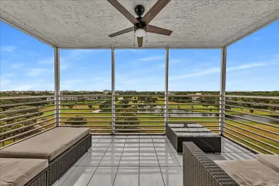 3520 Oaks Way #904, Pompano Beach: photo 1 of 54
