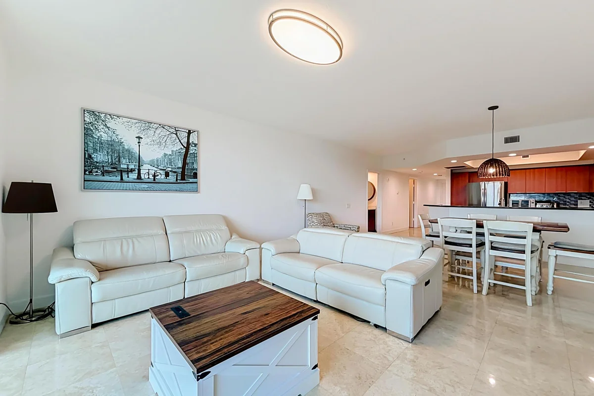 14951 Royal Oaks Ln #505, North Miami: photo 1 of 43