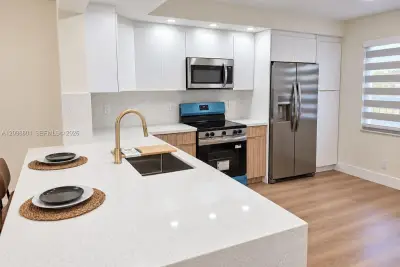 12600 SW 5th Ct #207L, Pembroke Pines: photo 1 of 26