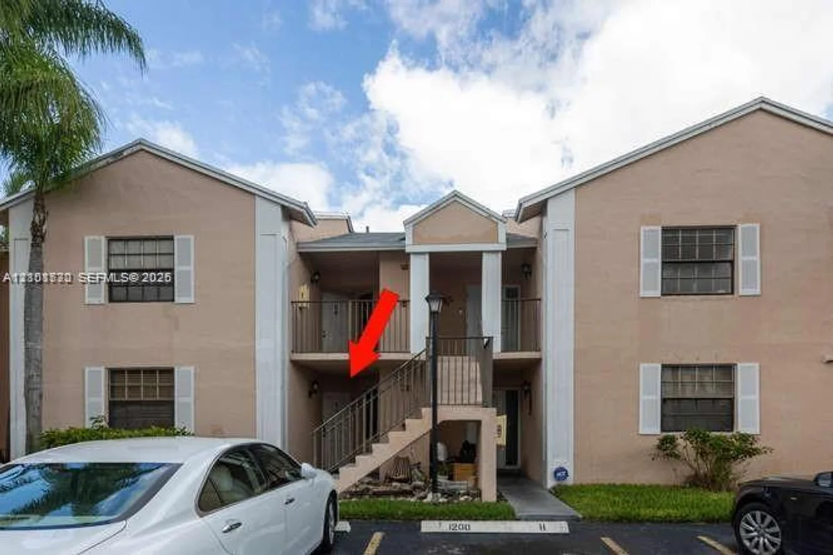 1200 N Liberty Ave #F, Homestead: photo 1 of 10