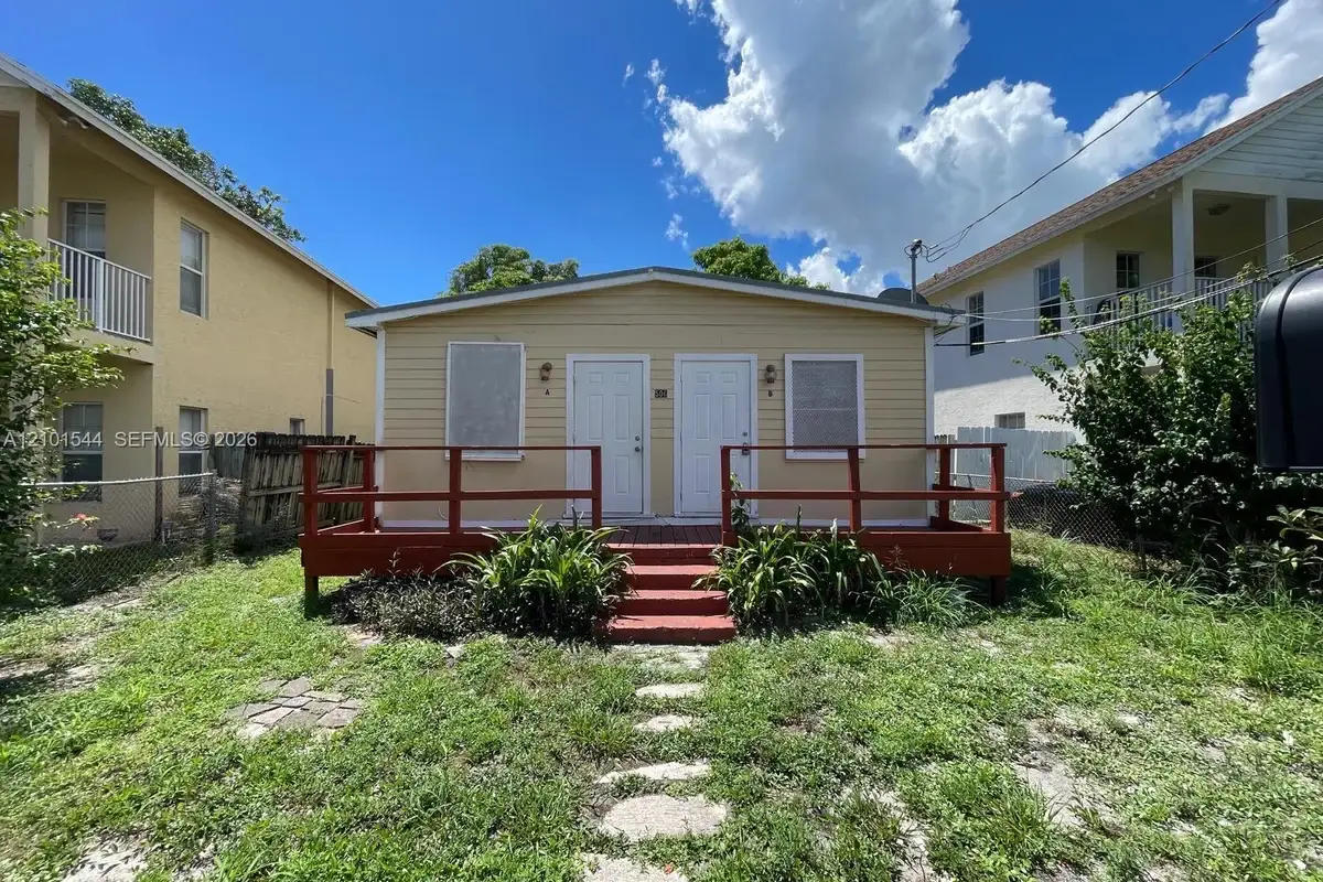 506 18th St #A, West Palm Beach: photo 1 of 12