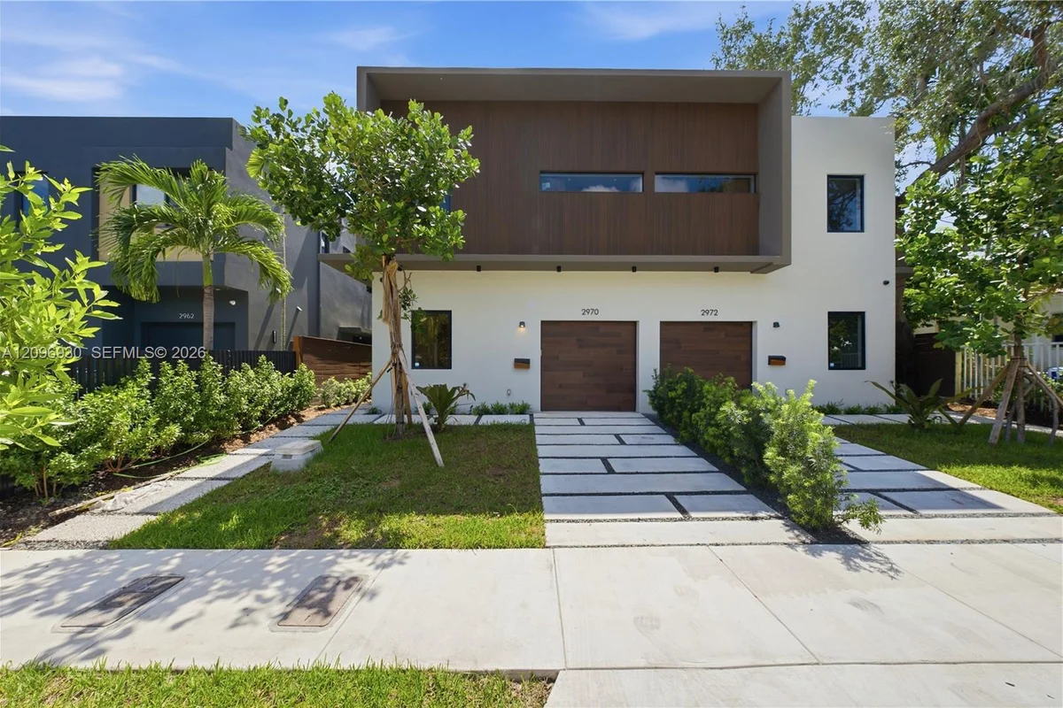 2970 W Trade Ave, Miami: photo 1 of 33