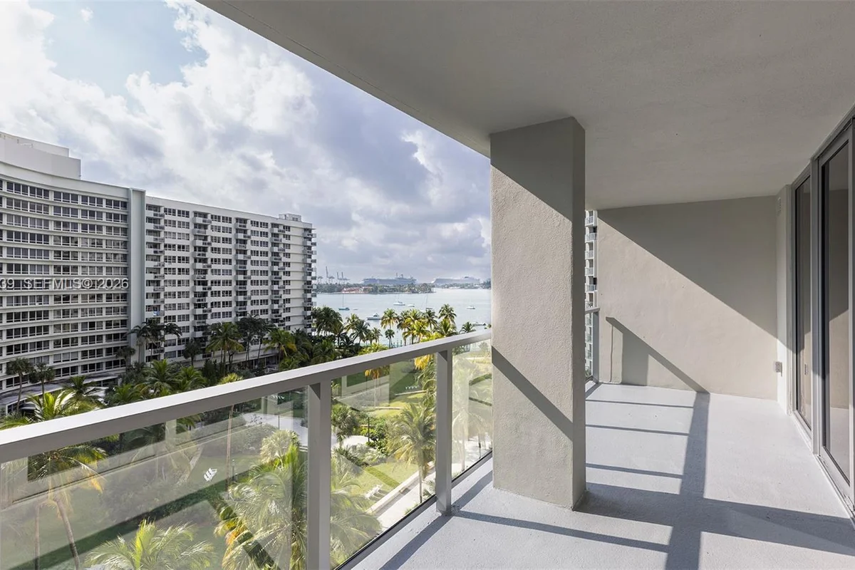 1508 Bay Rd #N1129, Miami Beach: photo 1 of 16
