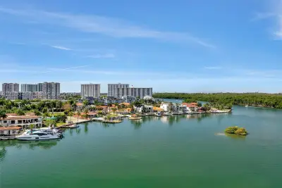 400 Sunny Isles Blvd #917, Sunny Isles Beach: photo 1 of 69