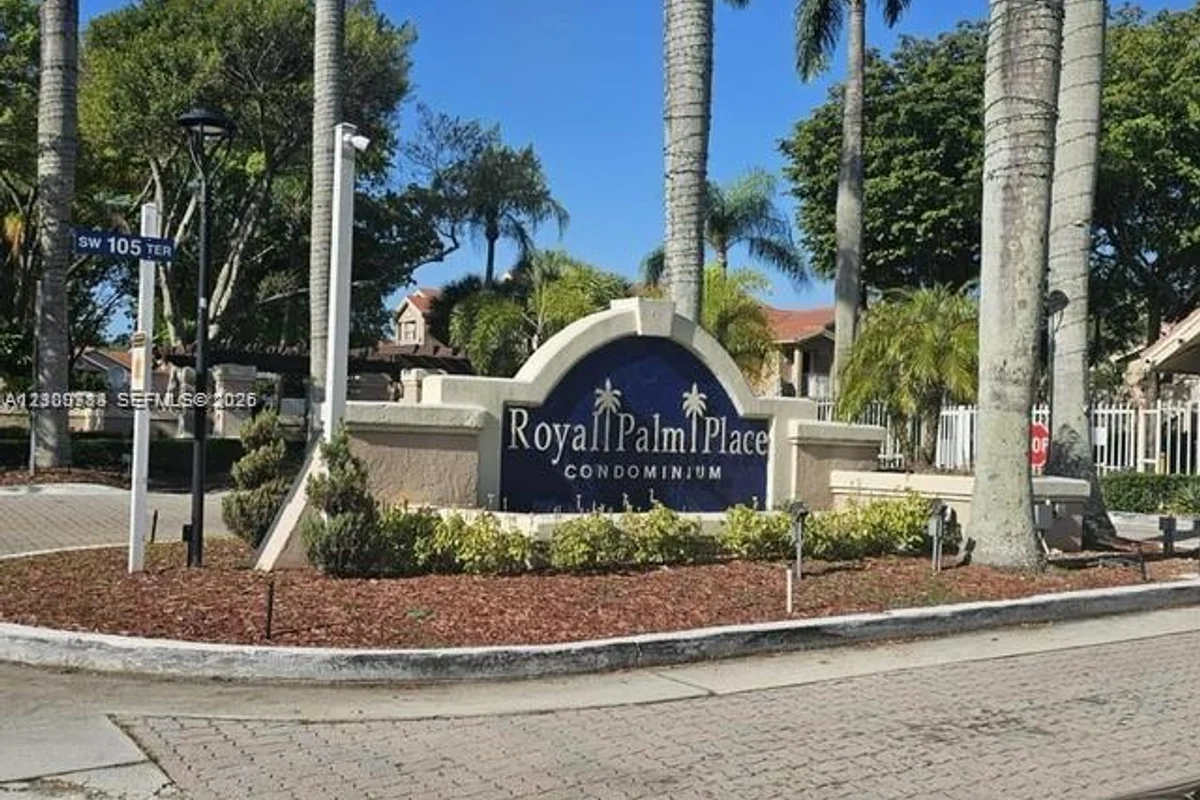 10521 SW 158th Ct #303, Miami: photo 1 of 27