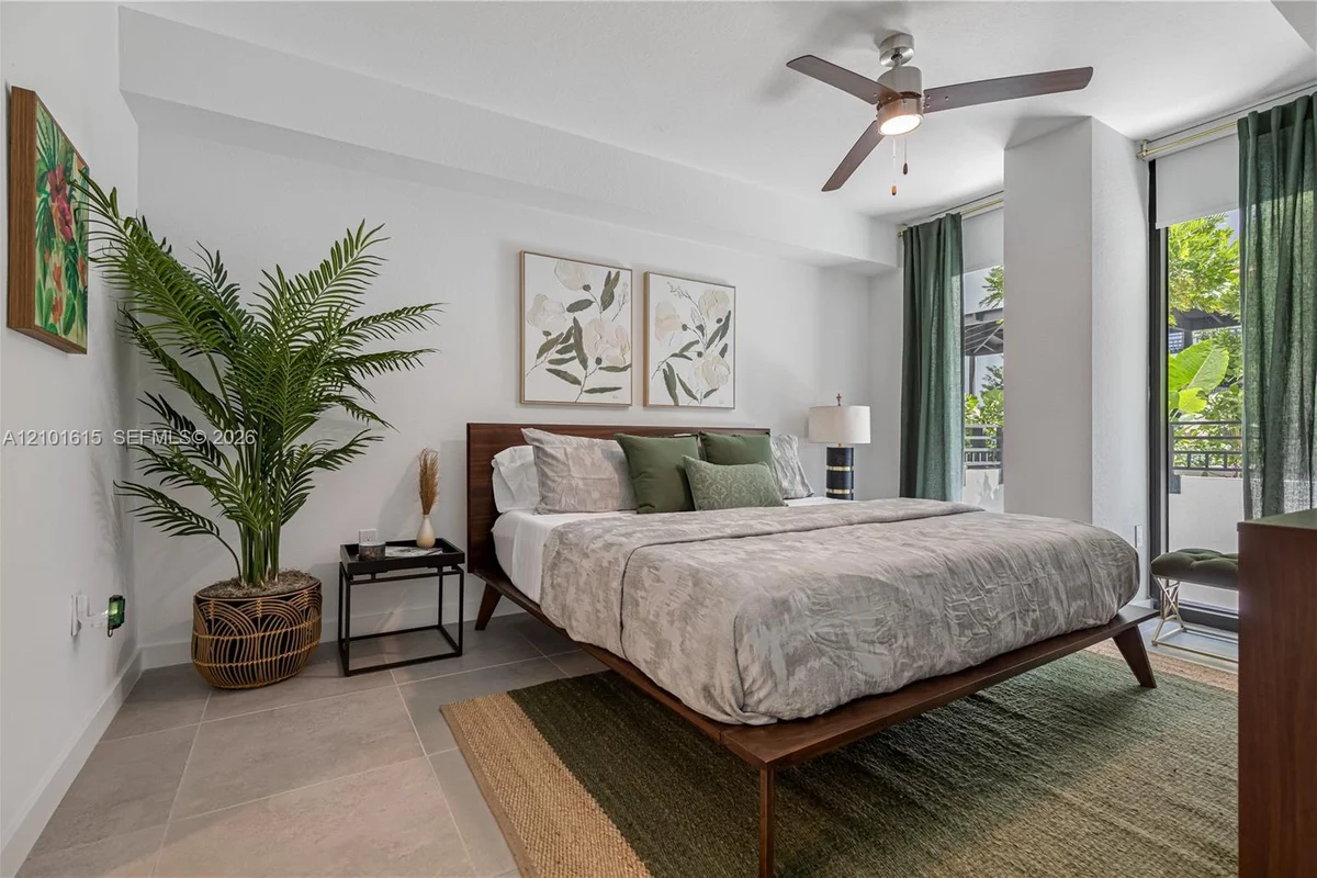 4 N Federal Hwy #666, Dania Beach: photo 1 of 32