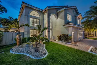 17476 SW 35th Ct, Miramar: photo 1 of 78