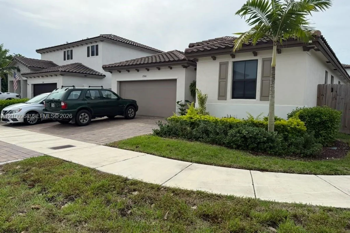 11908 SW 238th Ter, Homestead: photo 1 of 57