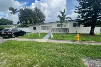 1251 Little River Dr, Miami: photo 1 of 20