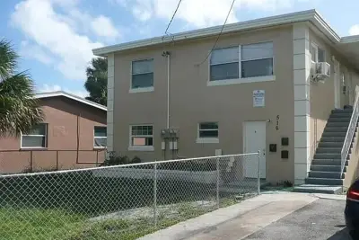 516 20th St #A, West Palm Beach: photo 1 of 13