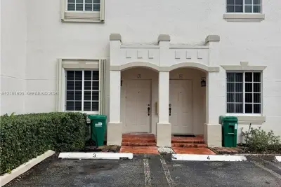 15720 SW 92nd Ave #3A, Palmetto Bay: photo 1 of 11
