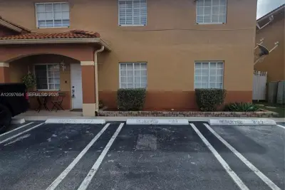2505 W 76th St #103, Hialeah: photo 1 of 40