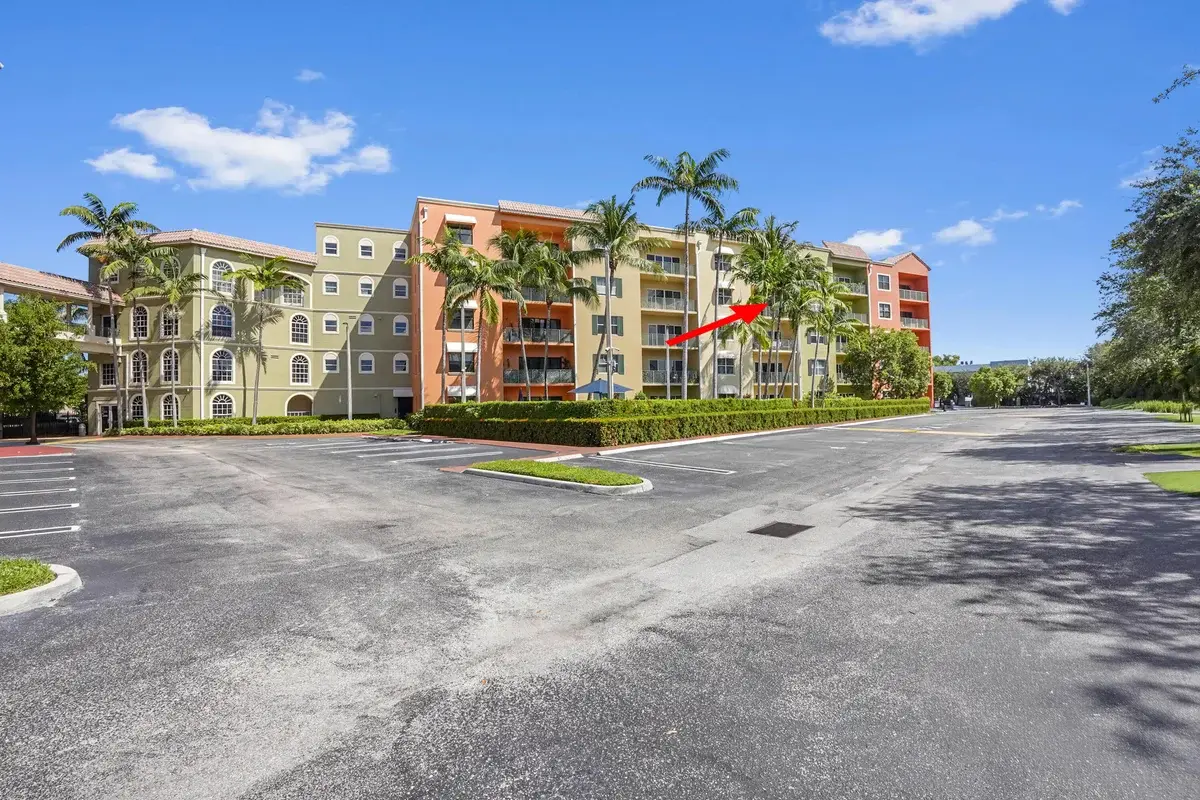 1650 Presidential Way #406, West Palm Beach: photo 1 of 23