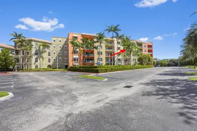 1650 Presidential Way #406, West Palm Beach: photo 1 of 23