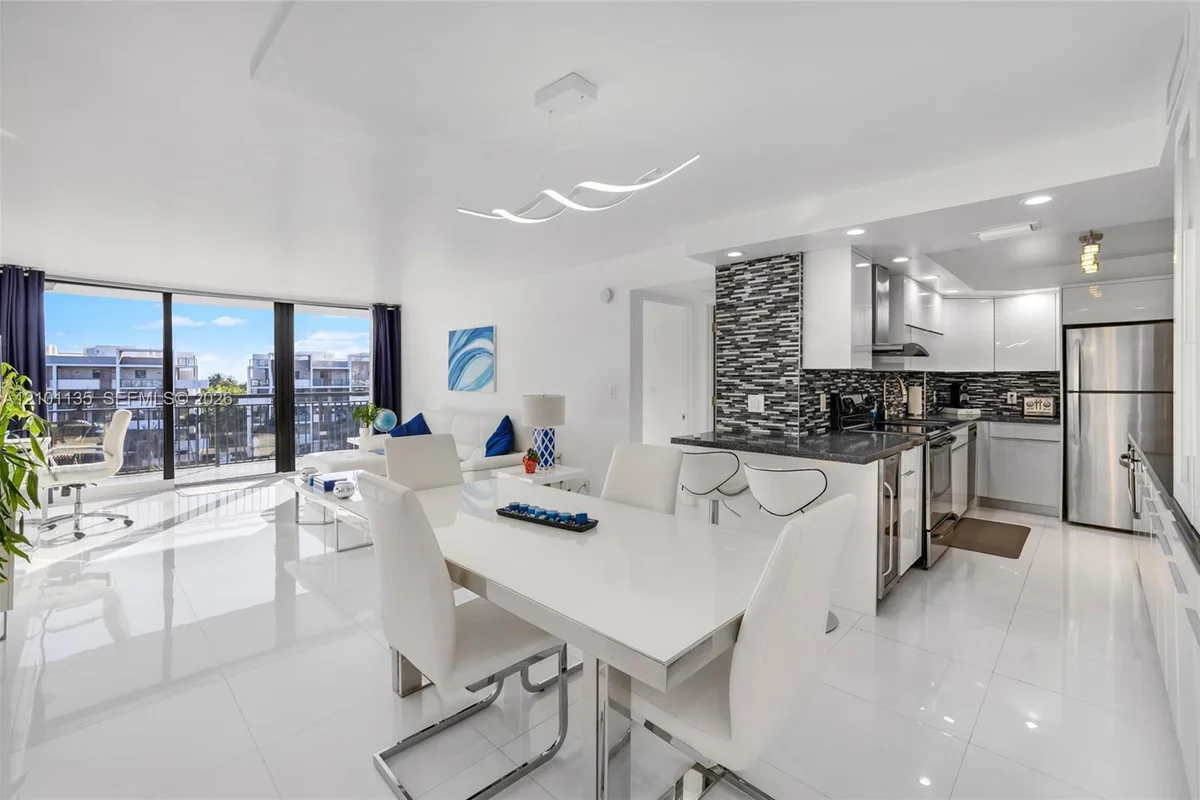 3031 N Ocean Blvd #604, Fort Lauderdale: photo 1 of 43