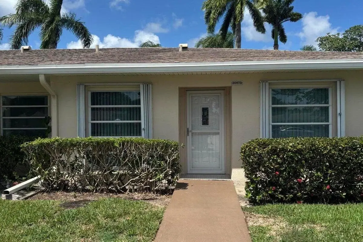 20975 Covington Dr, Boca Raton: photo 1 of 24