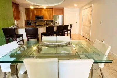 55 Merrick Way #707, Coral Gables: photo 1 of 32