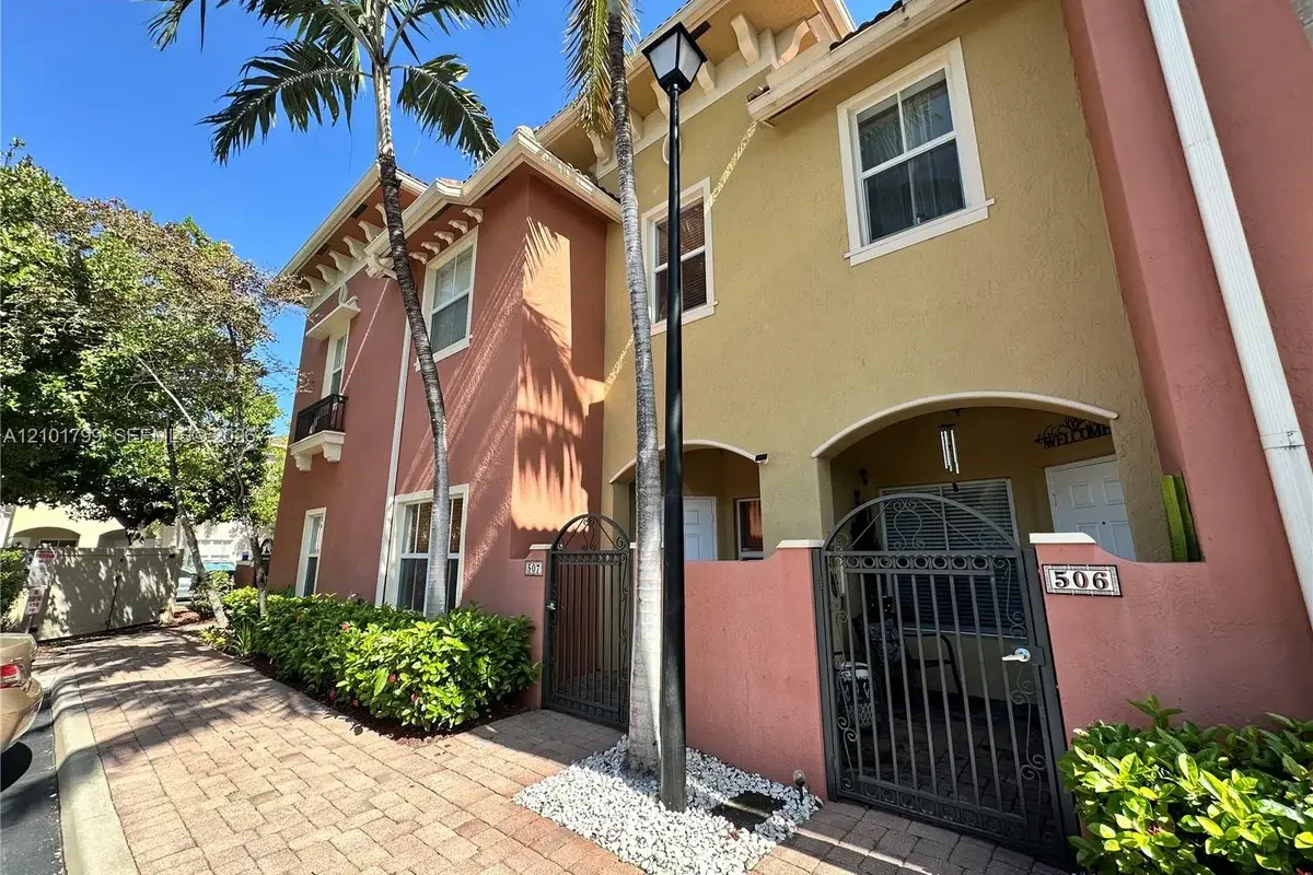 2851 W Prospect Rd #507, Tamarac: photo 1 of 20