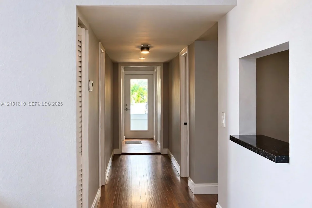 12327 NE 6th Ave #1-5, North Miami: photo 1 of 8